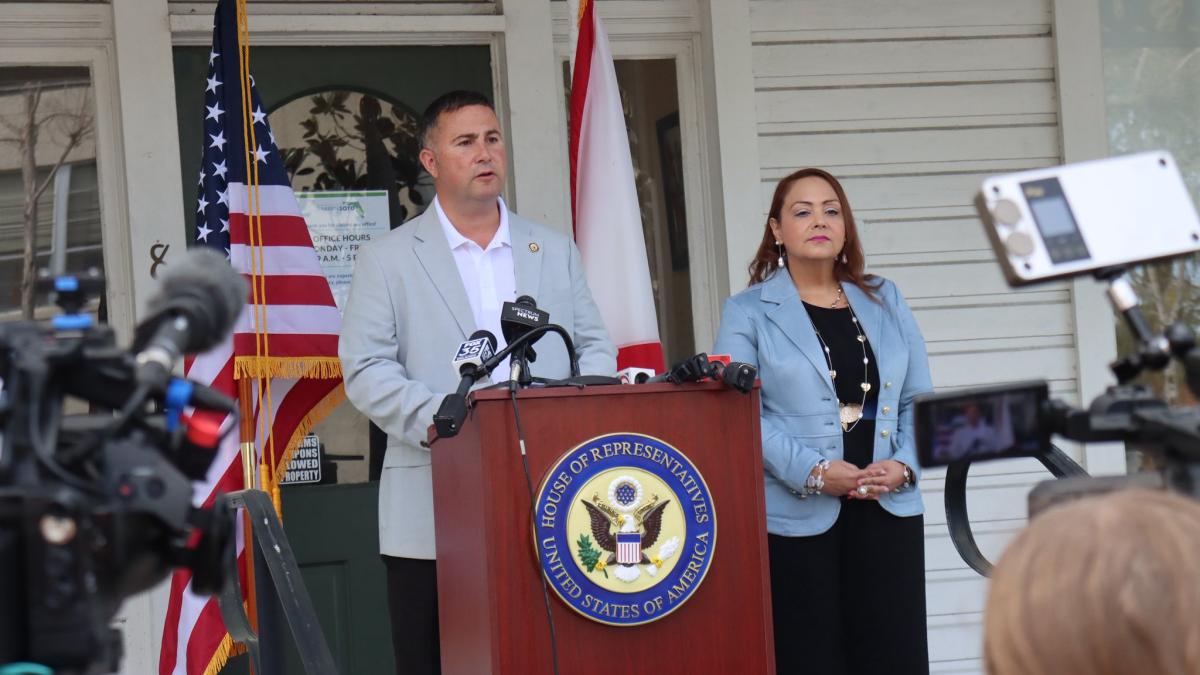 Rep. Soto and Commissioner Janer at presser