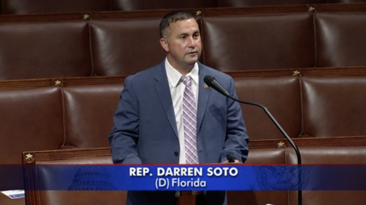 Darren Soto on the floor 