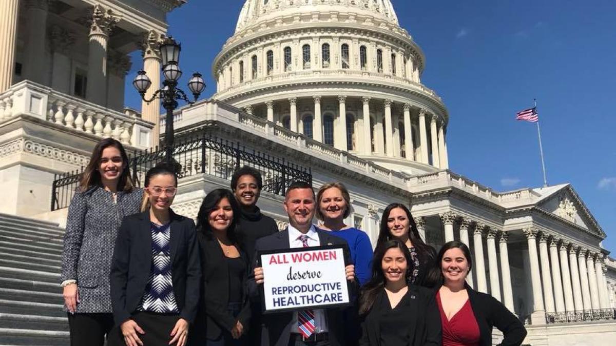 Rep. Soto with constituents