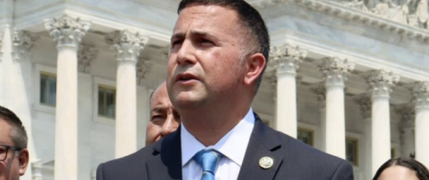 Soto with Capitol background