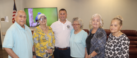 Soto with seniors