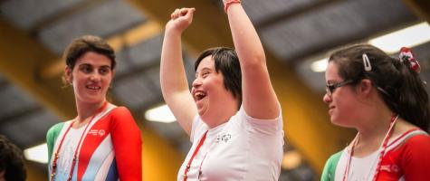 Rep. Soto with constituents