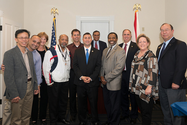 Rep. Soto with constituents