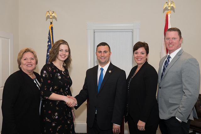 Rep. Soto with constituents