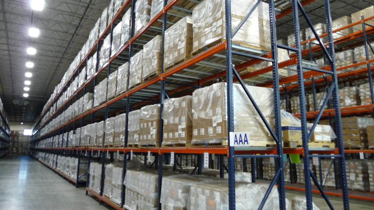 How to Prepare Household Items Before Warehouse Storage